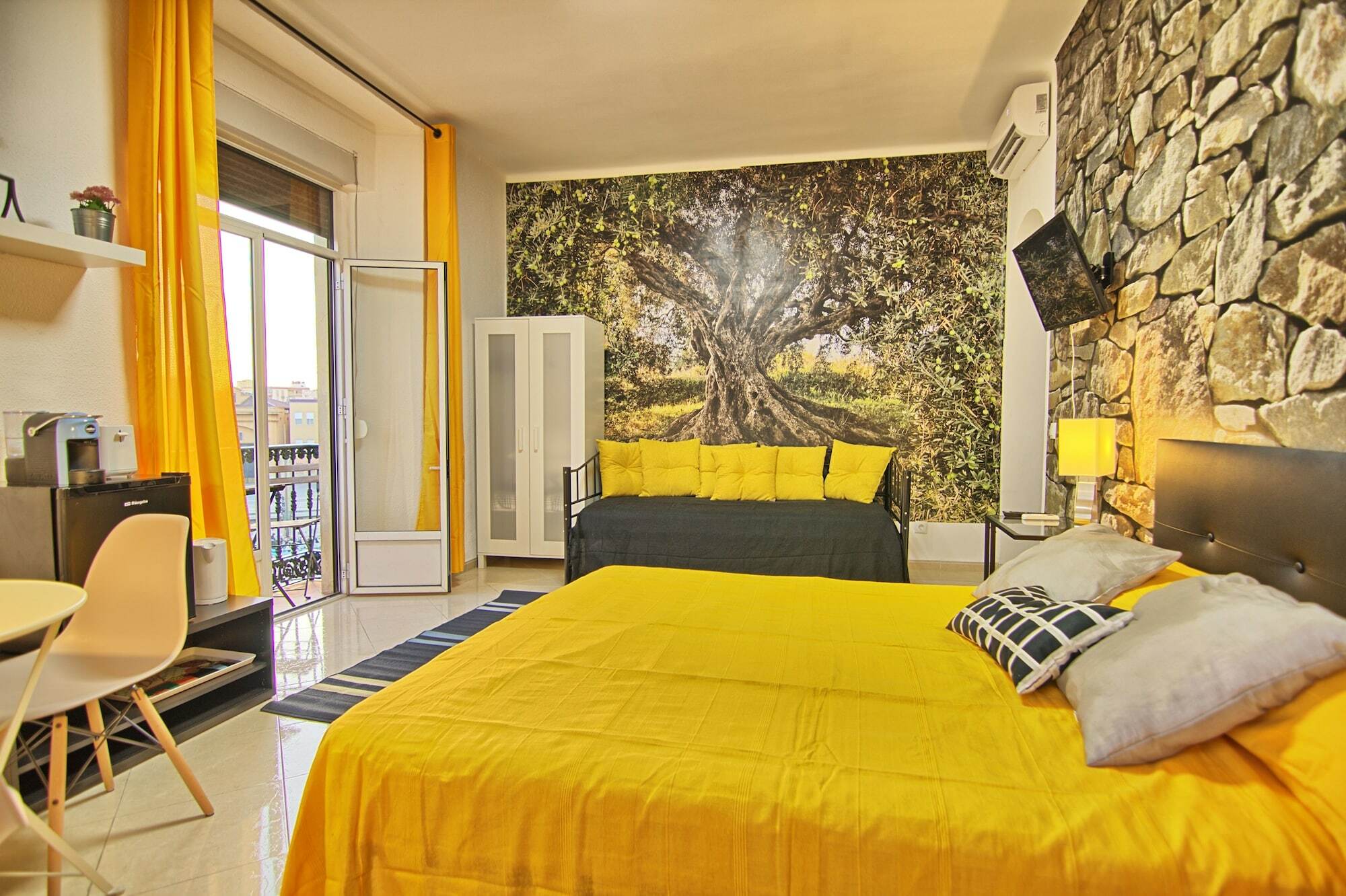 Arriola Rooms Malaga Exterior photo